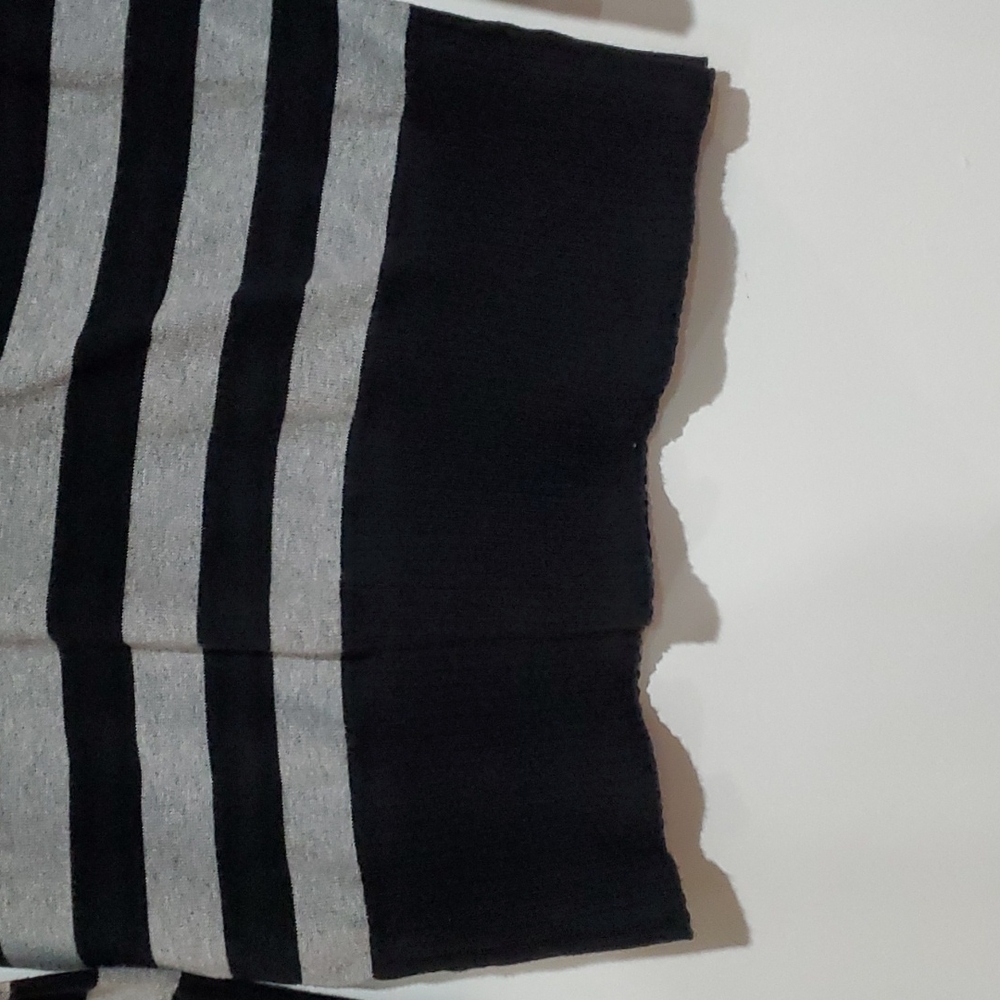 Stripped sweater - Picture 3 of 5